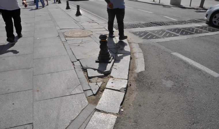 Omurtak Caddesi’ne Yakışmayan Görüntüler