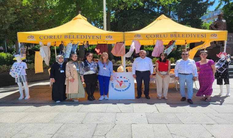Atatürk Meydanı’na Stant Açıldı
