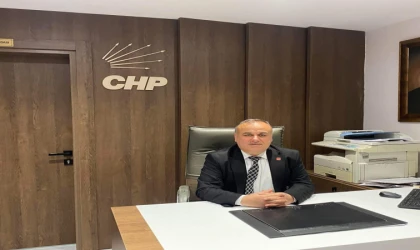 Cüneyt Akar Adaylıktan Çekildi