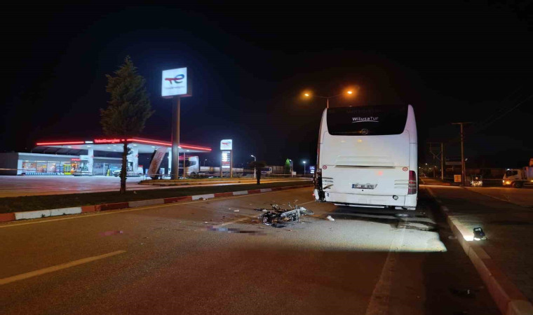 Çan’da otobüs ile motosikletin karışığı kazada ağır yaralanan çocuk hayatını kaybetti