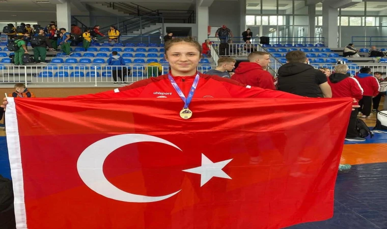 Çorlulu Güreşçi Kara, Dünya Şampiyonu Oldu