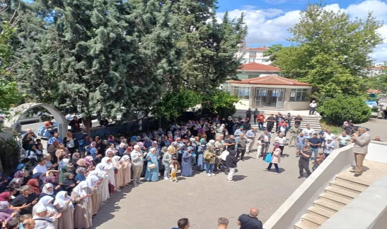 Hacı Adayları Kutsal Topraklara Uğurlandı
