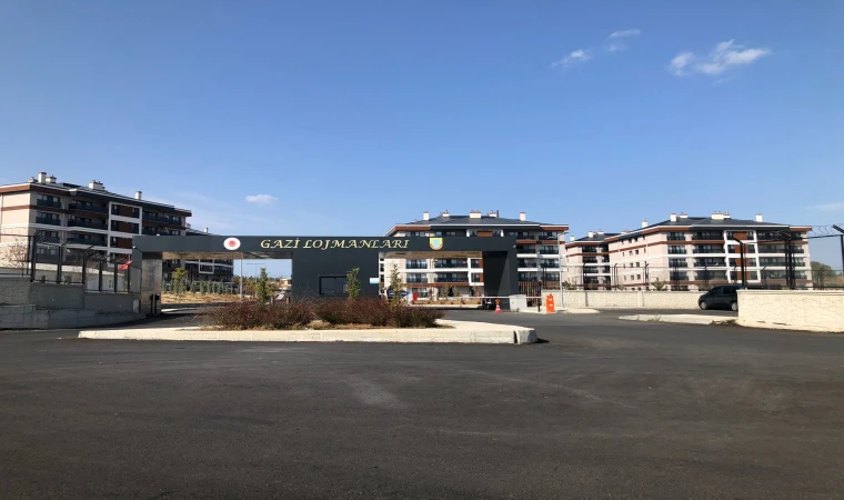 Gazi Lojmanlarında Yaşam Başladı