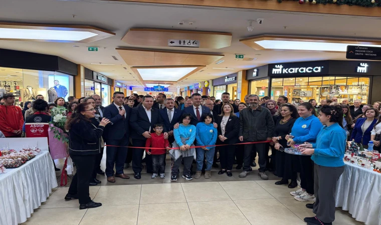 ‘Özel Ellerde, Güzel Eserler Sergisi’ Açıldı