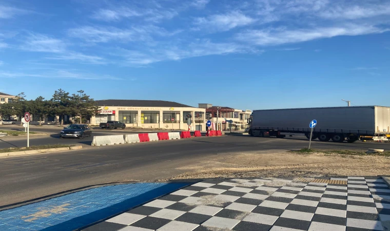 Vatandaşlardan Kavşakta Geçici Düzenleme İsyanı: “Kalıcı Çözüm İstiyoruz”