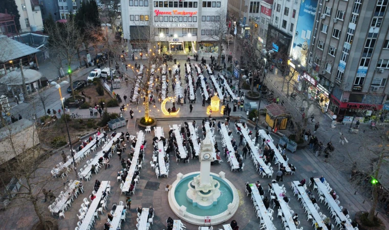 Binlerce Çorlulu Gönül Sofrasında Buluştu