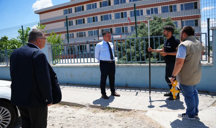 Okullar Bölgesinde Yol Çalışmaları Başlıyor