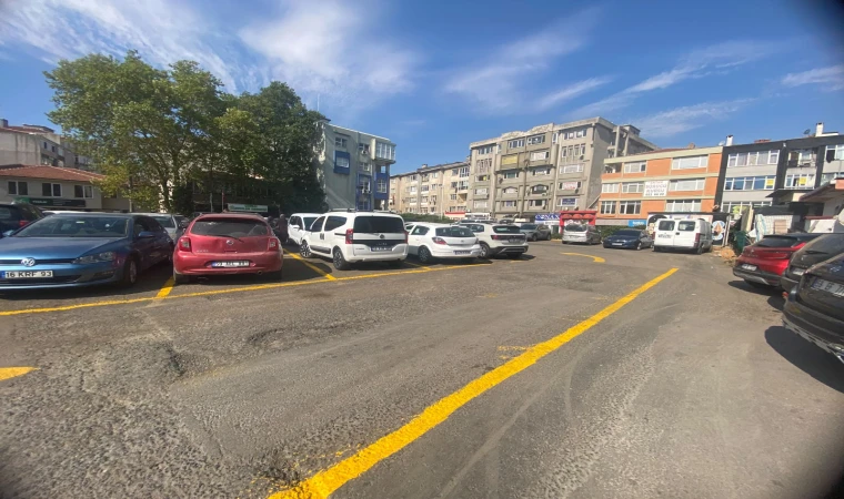 Otoparkta Çizgiler Yeniden Çizildi