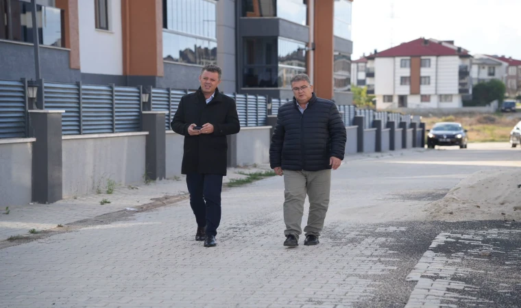 Başkan Sarıkurt Yol Çalışmalarını Yerinde İnceledi