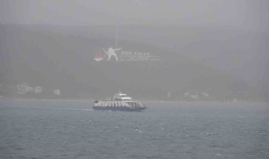 Gökçeada’ya feribot seferlerine fırtına engeli
