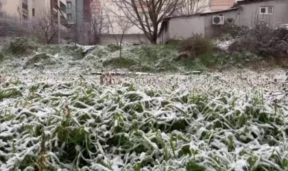 Çerkezköy beyaz örtüyle kaplandı