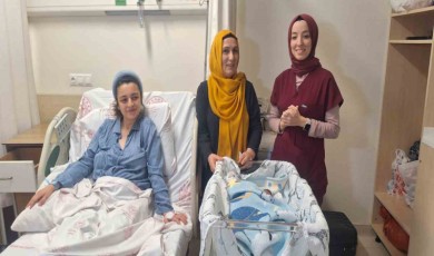 İstanbul Valisi Davut Gül yılın ilk bebeği Kaan’ı ziyaret etti