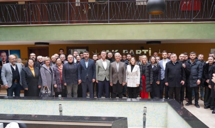 Başkan Sarıkurt Parti Ziyaretleriyle Start Verdi