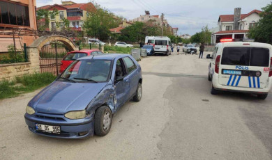 Keşan’da 14 yaşındaki çocuğun kullandığı otomobil kaza yaptı: 3 yaralı