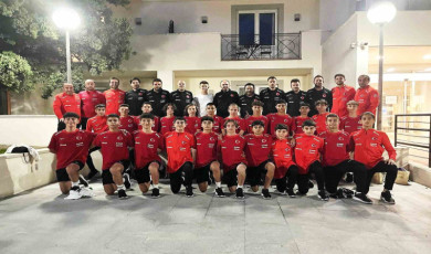 Arda Güler, U14 Milli Takımı kampını ziyaret etti