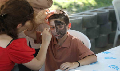 Eyüpsultan’da geleneksel mahalle şenlikleri ve film gösterimlerine yoğun ilgi