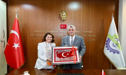 Bakan Bolat’tan Başkan Topak’a Hayırlı Olsun Ziyareti