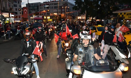 102 Motosiklet ile Anlamlı Kutlama