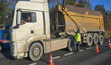 Kırklareli’nde trafik denetimi: 100 araç trafikten men edildi