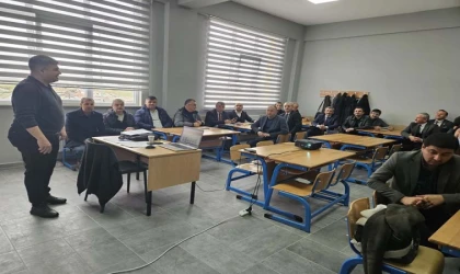 Okul Müdürleri Seminerde Bir Araya Geldi