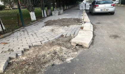 TESKİ’nin Kazdığı Kaldırımın Yapılması Bekleniyor