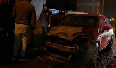 Çorlu’da seyir halindeki otomobil alev aldı