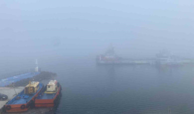 Çanakkale Boğazı sis nedeniyle transit gemi geçişlerine kapatıldı