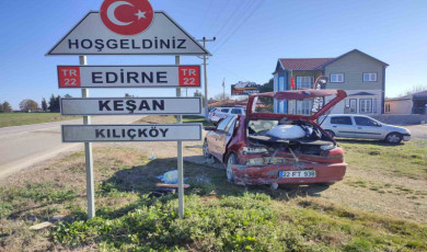 Keşan’da iki otomobilin çarpıştığı kazada 3 kişi yaralandı