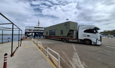 Bozcaada’da hareketli yapı girişine geçit yok