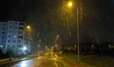 Keşan’da beklenen kar yağışı başladı