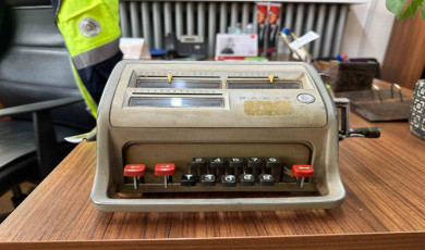 Teknolojiye yenik düşen hesap makinesi demirbaştan düşürüldü