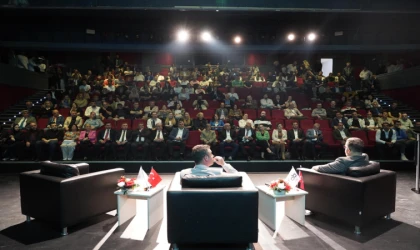 Demokratikleşme Sorunları Masaya Yatırıldı