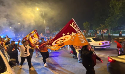 Galatasaray 25’inci Şampiyonluğunu Kutladı