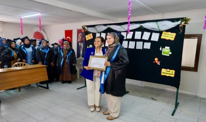 Kadınlara Yönelik Okuma Yazma Kursu İlk Mezunlarını Verdi