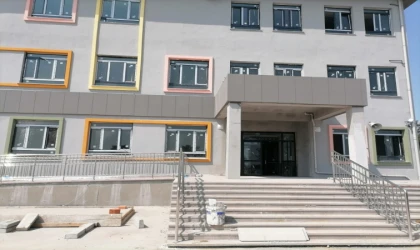 Yenice Mahallesi’ndeki Okul İnşaatı Bitmek Üzere