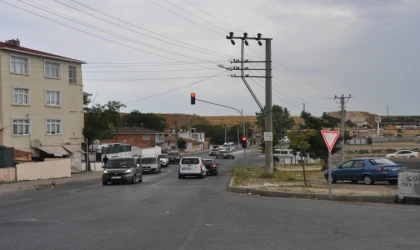 Trafik Işıklarında Kontrollü Geçişler Devam