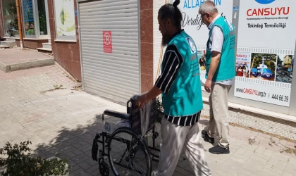 CANSUYU DERNEĞİ TELERLEKLİ SANDALYE HEDİYE ETTİ