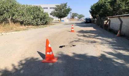 Çöken Yol Tehlike Yaratıyor!