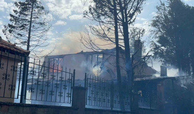 Çorlu’da korkutan yangın: Yerleşim yerlerine sıçradı
