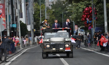 30 AĞUSTOS COŞKUYLA KUTLANDI