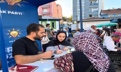 AK Parti Üyelik Standı Açtı