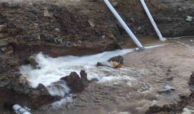 Tekirdağ’da içme suyu borusu patladı: Tonlarca su boşa aktı