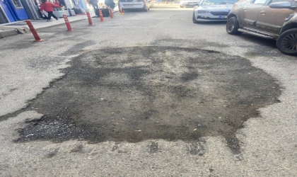 Yol Aylardır Yapılmayı Bekliyor