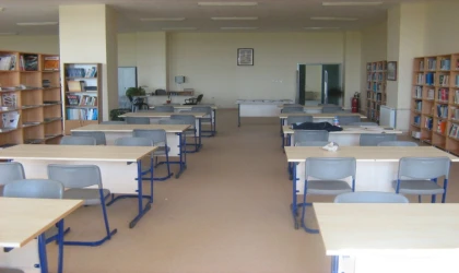 Boşaltılan Fakülte Binası Yıkılacak Mı?