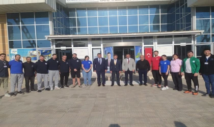 Kaymakam Erten, Yüzme Havuzunu Ziyaret Etti