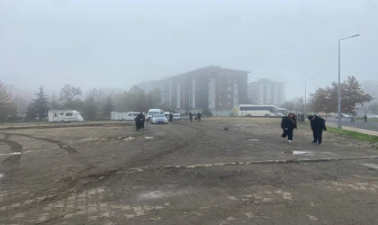 Okul Önünde Yol Yok