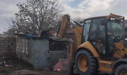 2025 YILINDA 87 METRUK BİNA YIKILDI