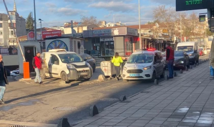 Kaldırıma Araç Park Edenler Aman Dikkat