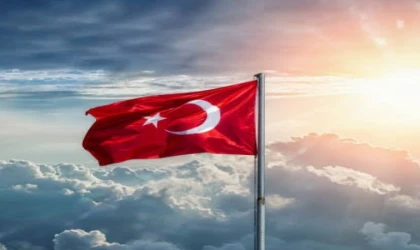Türk Bayrağına Yapılan Saldırı Kınandı