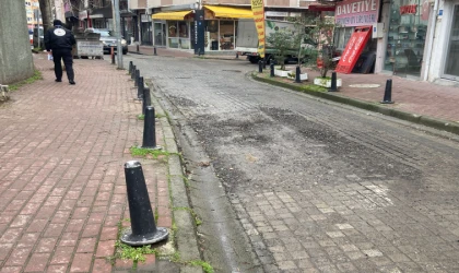 Vatandaşlar Kazılan Yerlerin Biran Önce Yapılmasını İstiyor